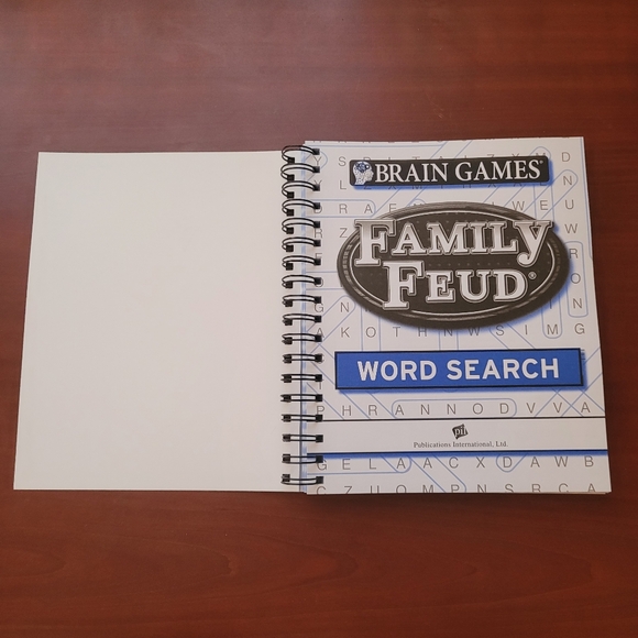 Brain Games Family Feud Word Search Spiral-bound Book Paperback Workbook Fun 90s - Picture 5 of 14